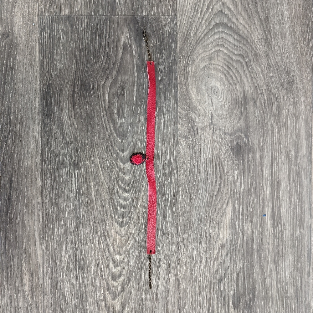 NWOT 15" Red Leather Choker with Rose Pendant